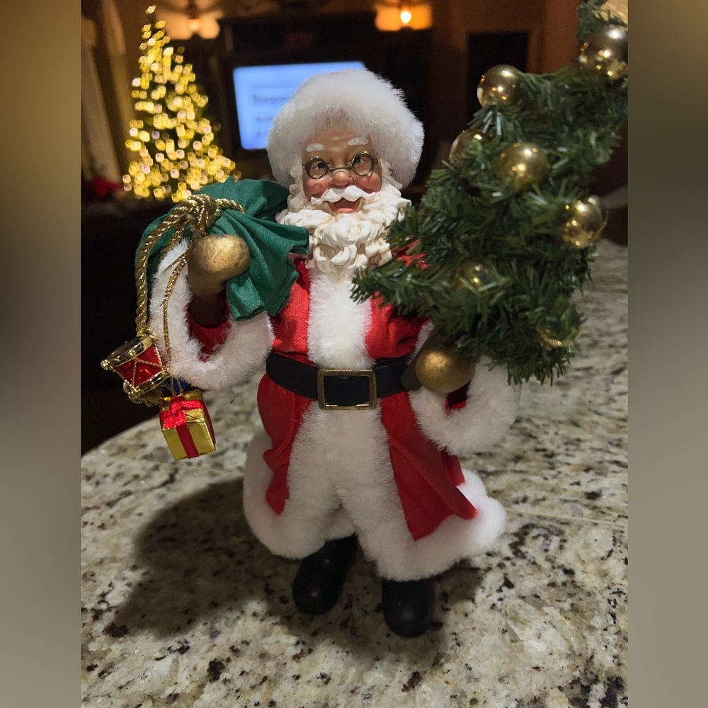 Kurt S Adler collectible Resin Santa With Christmas Tree & Present Bag